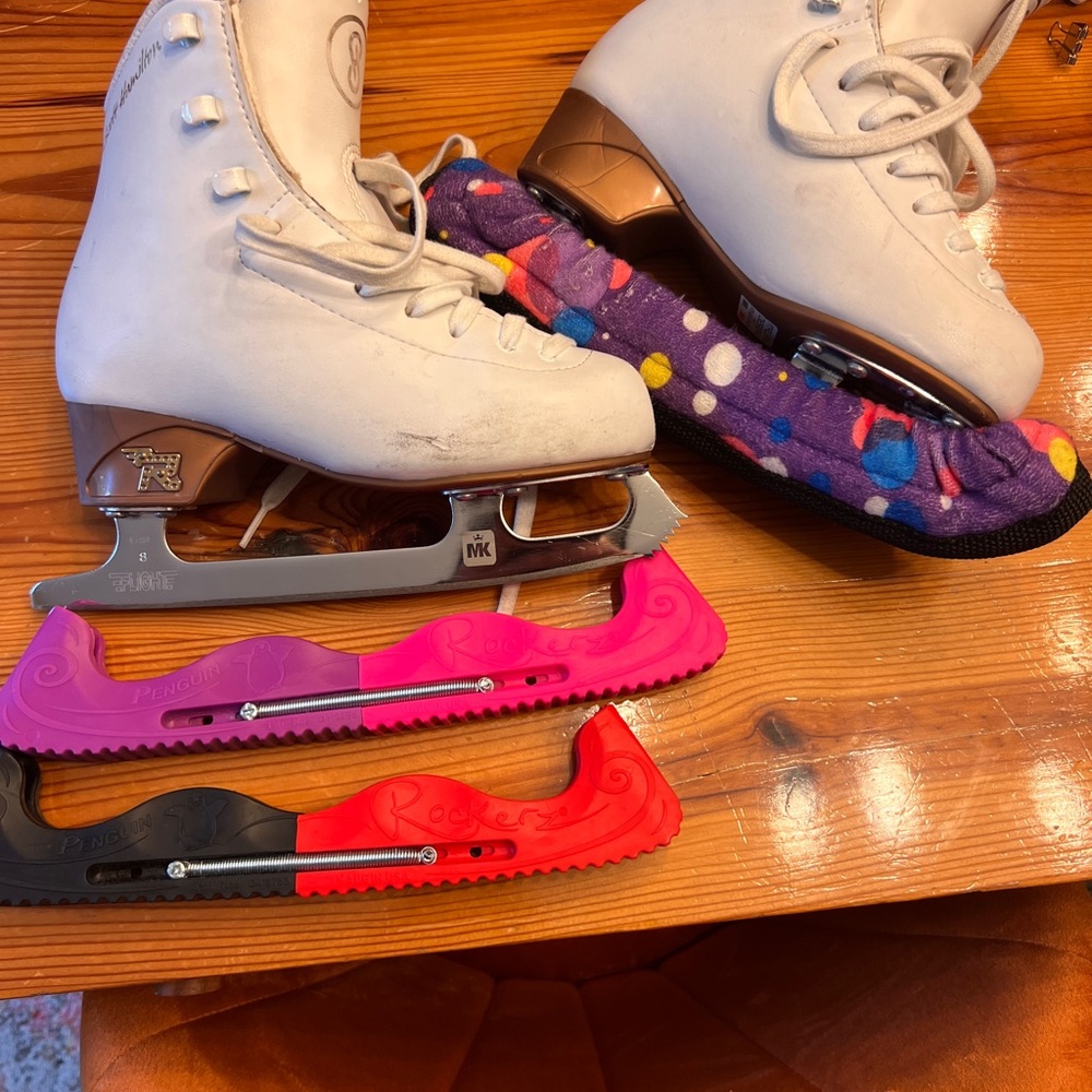 Risport Scott Hamilton figure skates with 8” MK blade, soakers and rock guards